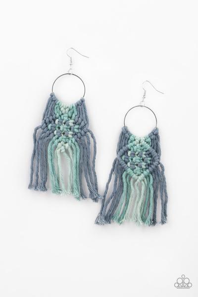 ***Macrame Rainbow - Blue
